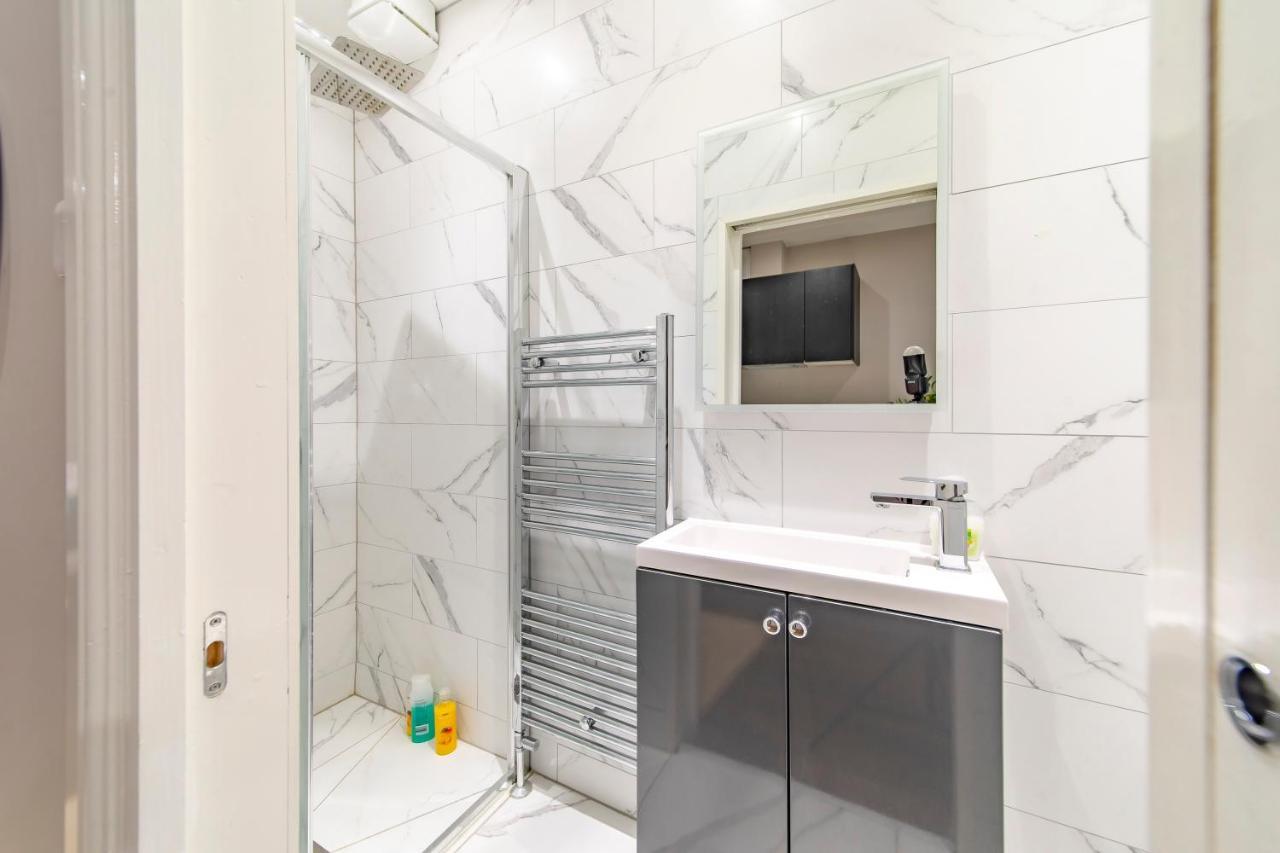 Apartament Morden Stuido Flat I Mins Away From Brighton Beach 1Ep Zewnętrze zdjęcie